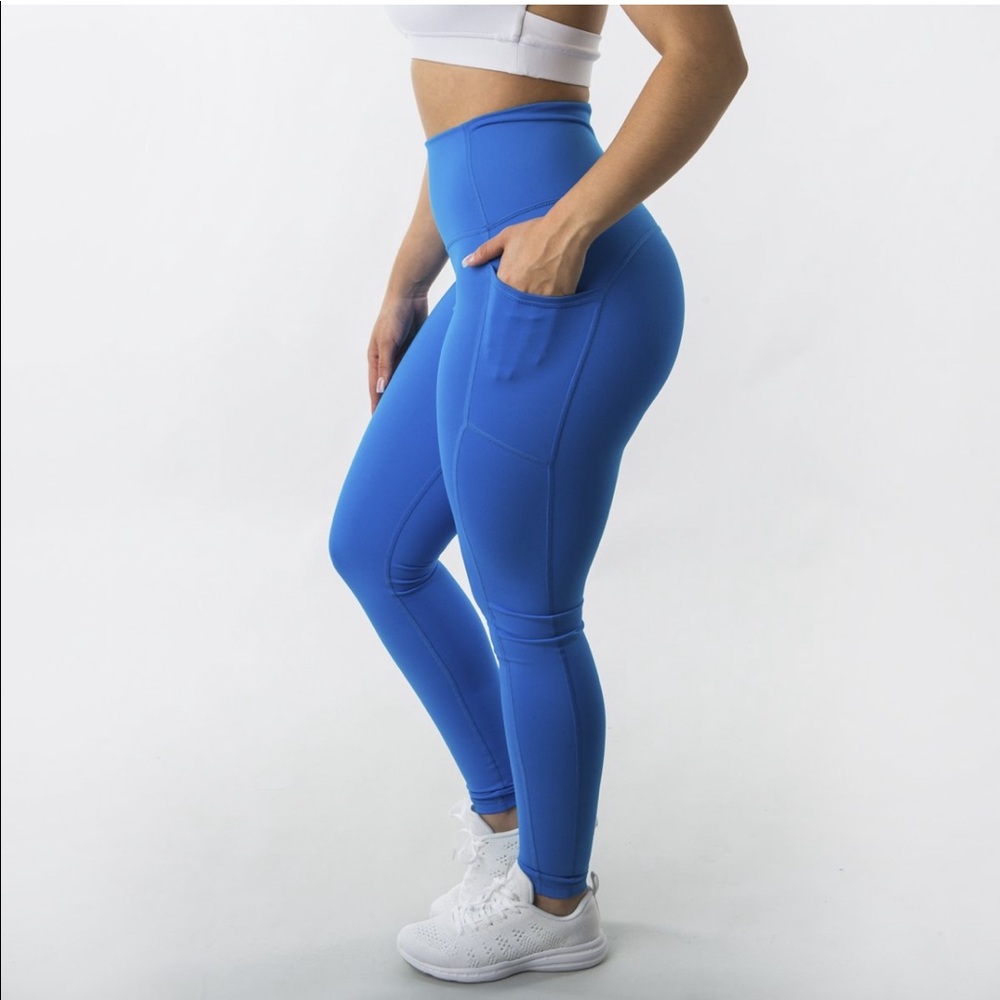 Buffbunny Luna Leggings 💙